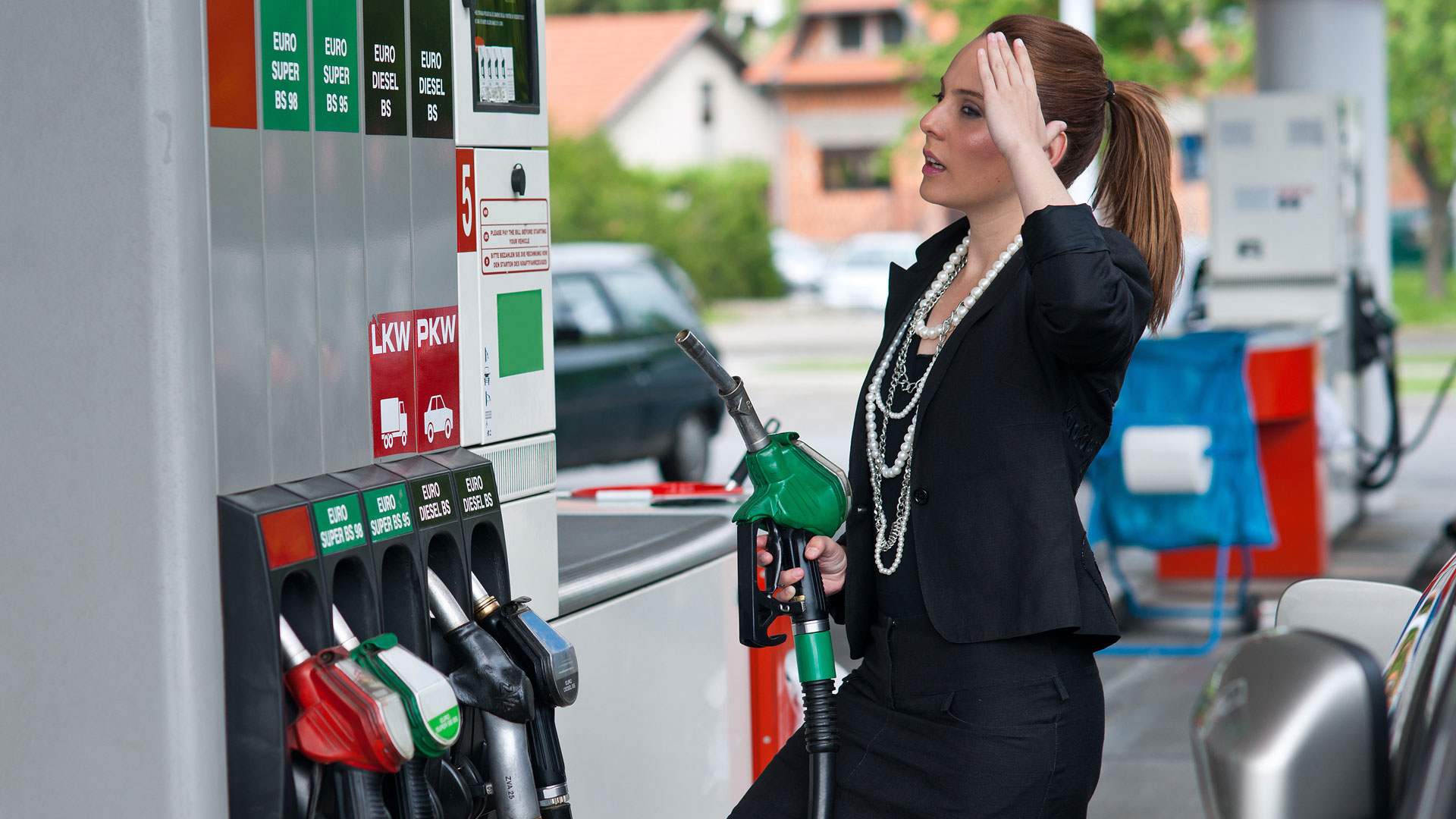 Wrong fuel in car? Mobile Drain and Recovery Services Near You